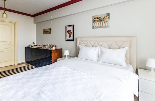 Moda Apartment | Magnificent Flat with Sea View in Kadikoy