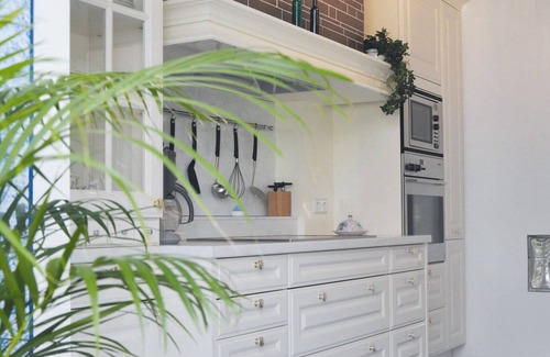 Penzing Apartment | Magnificent green view, near Schönbrunn, pool, children up to 12 years free