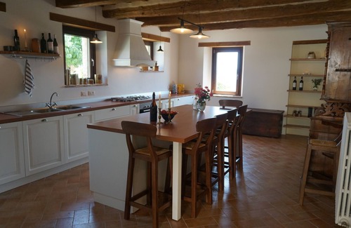 Magliano di Tenna House | Magnificent holiday villa with pool &gorgeous 180 ° views. Perfect for families.