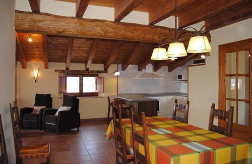 Lladurs Cottage | Magnificent house with pool in the Pyrenees