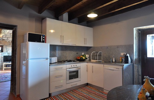 Montalegre House | MAGNIFICENT LOCATION, FANTASTIC VIEW, PENEDA-manages PARK
