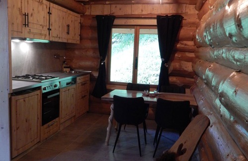 Malvezie House | Magnificent log cabin for up to 4 people