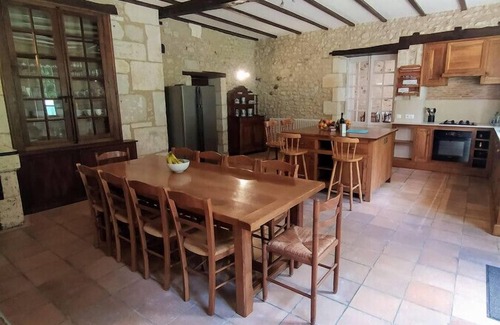 Montboyer House | Magnificent Manor House