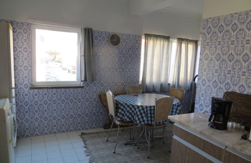 Parede Apartment | Magnificent ocean view