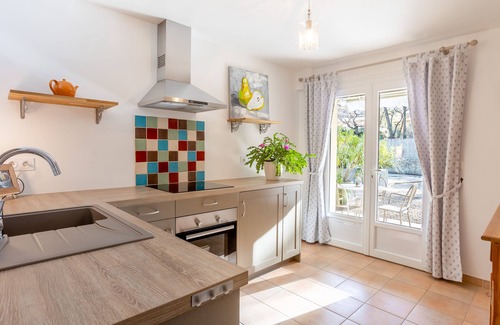 Faucon Apartment | Magnificent studio in a superb villa at the foot of Mont Ventoux