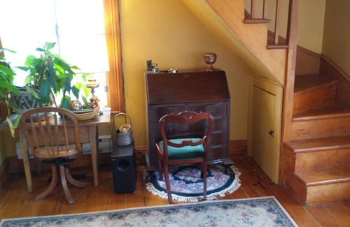 Saint-Romuald House | Magnificient antique French-Canadian house on the shore of St.Lawrence(31 days+)