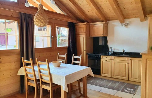 Saint-Martin Ski Chalet | Magnifique Chalet Avec Tout le Confort au Cœur du Val D'hérens