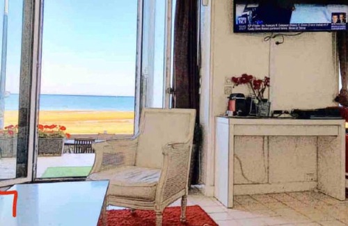Auberville Apartment | Magnifique vue sur la mer direct sur la plage appartement 110m2 8-9 pers terrass
