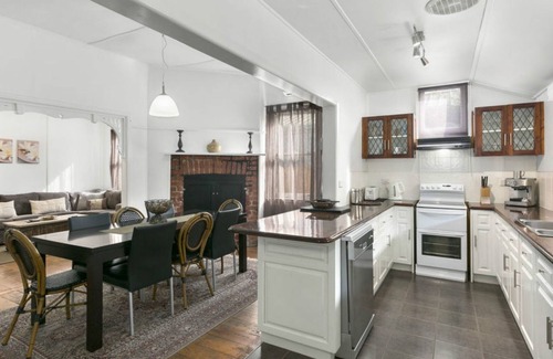 Healesville House | Magnolia Cottage