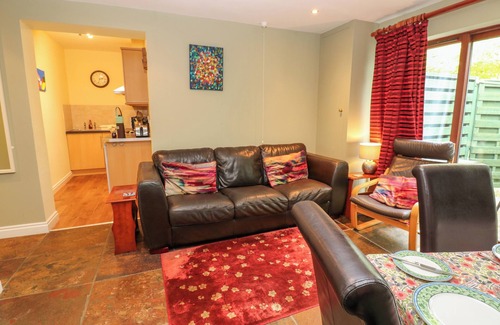 Masham Cottage | MAGNOLIA COTTAGE, family friendly, with a garden in Masham