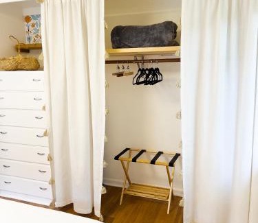Lawton Park House | Magnolia Garden Cottage