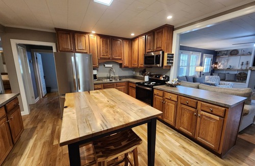 Washington County House | Magnolia Oaks at the Lake, A Retreat at Lake Phelps, NC & Pettigrew State Park