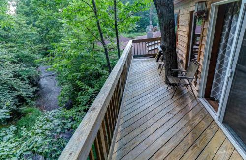 Canadensis House | Magnolia Streamside Resort