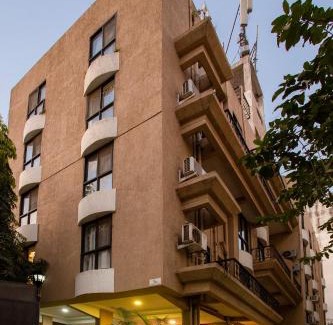 Viman Nagar Bed & Breakfast | Magnus Calypso Suites Viman Nagar