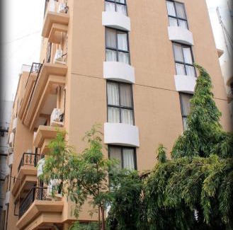 Viman Nagar Bed & Breakfast | Magnus Calypso Suites Viman Nagar