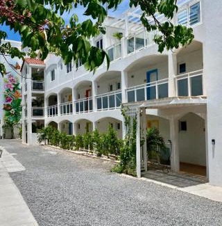 Maho Apartment | Maho Beach House - Elegant 1 Bedroom - Ocean View