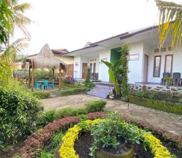Moni House | Mahoni Guest House