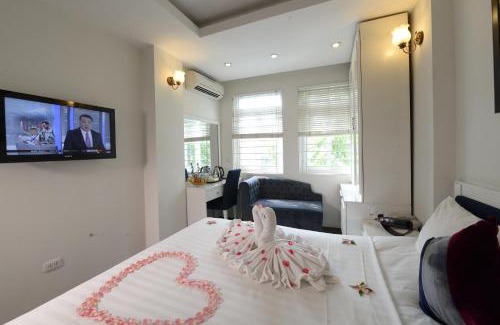 Hang Trong Hotel | Mai Charming Hotel and Spa