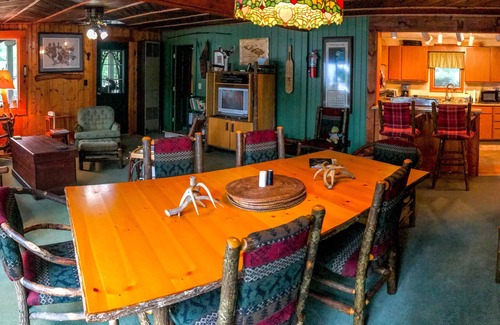 Cook Cabin | Main Cabin at Vintage Vermilion Resort