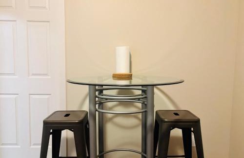 Mission District Apartment | Main Floor 1 Bedroom Suite with Parking
