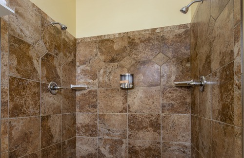 Lowell Hotel | Main Street Inn