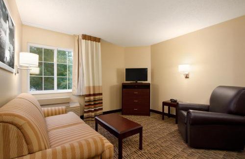 Altamonte Springs Hotel | MainStay Suites Orlando Altamonte Springs