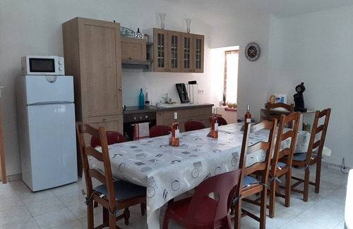 Pegairolles-de-l'Escalette Apartment | Maison de Village Chez Margot