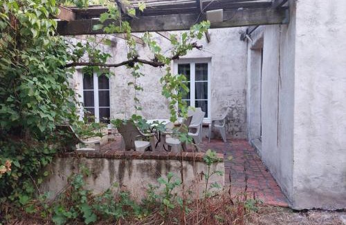 Saint-Georges-de-Pointindoux House | maison de caractère