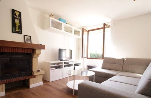 Carrieres-sous-Poissy House | Maison à Côté de la Marina