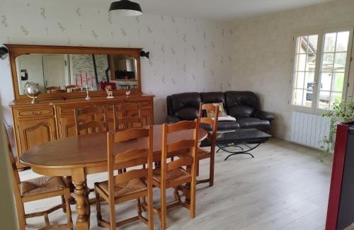 Saint-Pierre-les-Etieux House | Maison à la campagne