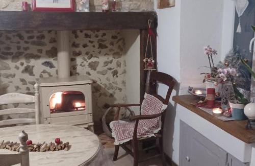 Bassillac and Auberoche House | Maison à la Campagne