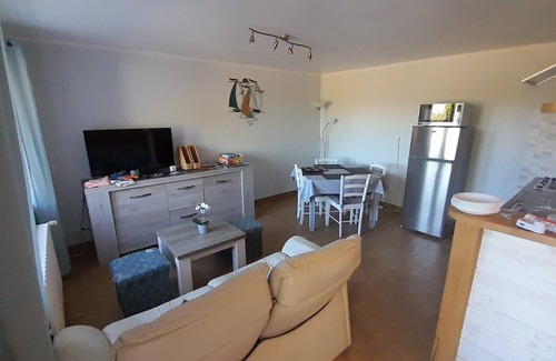 Peumerit House | Maison à la Campagne, Proche des Plages au Cœur de la Baie D'audierne