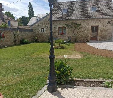 Hermes House | maison 2 chambres 4 lits 15mn Aéroport de Beauvais 5mn du château de la trye