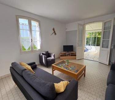 Saint-Michel-en-l'Herm House | Maison 6,8 pers a proximité des plages