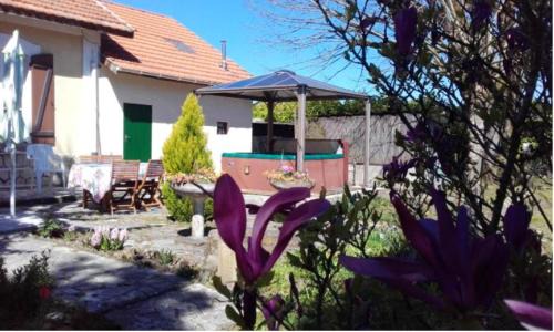 Gabarret House | Maison accueillante à Gabarret, jacuzzi et jardin