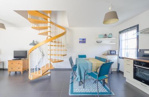 Angoulins House | Maison Angoulins: 6 Pers, Mer à 150m, WIFI, Terrasse, Équipée Bébé - FR-1-535-45