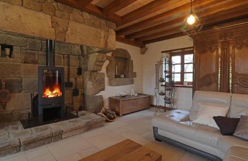 Ceauce House | Maison Authentique avec Jeu de Société, Terrasse et Jardin, Idéale pour Tribu - FR-1-497-142