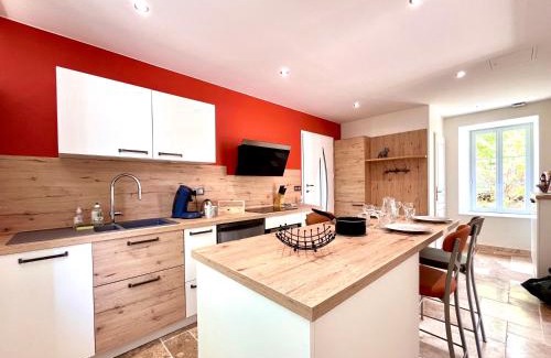 Sacy House | Maison avec jacuzzi - Village paisible Sacy - LES NARCISSES