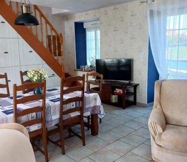 Reville House | Maison avec jardin à Réville, 80 m², 6 personnes