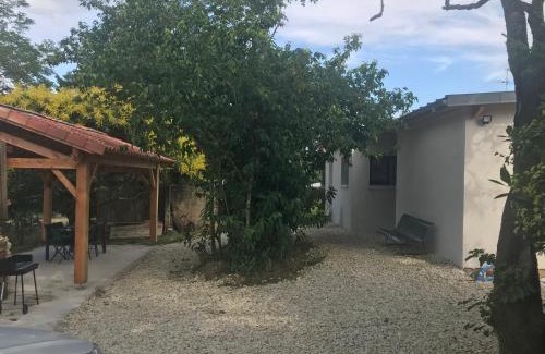 Reaup-Lisse House | Maison avec jardin dans village