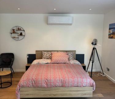 Chatillon-sur-Morin Villa | Maison avec Piscine, Jacuzzi et grand Jardin à 1h de Paris