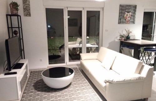 Fesches-le-Chatel House | Maison avec terrasse