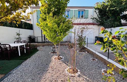 Cournonterral Apartment | Maison avec terrasse et jardin - proche Montpellier et plages