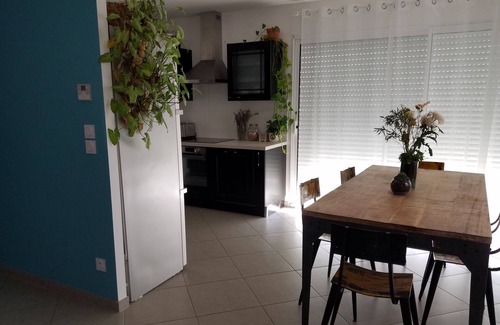 Pisany House | Maison Avec un Grand Jardin Dans un Quartier Calme , non Loin de L'océan
