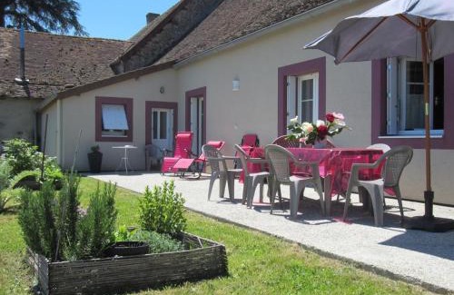 Monetay-sur-Loire House | Maison Bourbonnaise, Confort, Nature, PMR, Proche Loire et Parcs, 3 Chambres avec Salles de Bain - FR-1-489-107