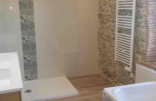 Carbes Apartment | Maison chaleureuse dans village calme