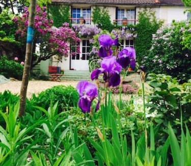 La Croix-sur-Ourcq House | Maison charmante à La Croix-sur-Ourcq avec jardin clôturé