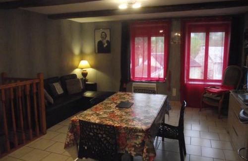 Nouzonville Apartment | Maison chez Coco