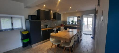 Saint-Sauvant Bed & Breakfast | Maison confortable 4 personnes - 2 chambres