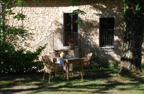 Combovin Bed & Breakfast | Maison d'hôtes Ainsi Soie t-il
